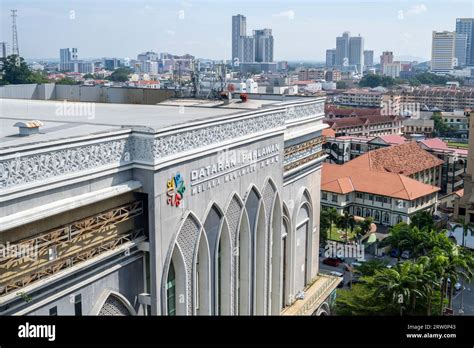  Le  Dataran Pahlawan Melaka : Un lieu vibrant où l’histoire rencontre la modernité !